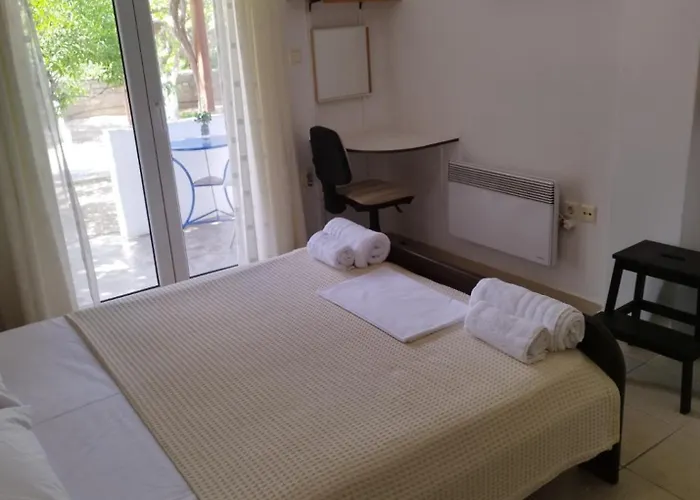 Cute Cycladic House In Parikia